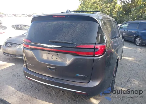2021 Chrysler Pacifica Hybrid Touring L z USA, uszkodzony, nr VIN 2C4RC1L79MR602839